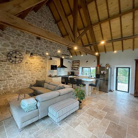 Villa Ancienne Grange Renovee En Xaintrie Hautefage Esterno foto