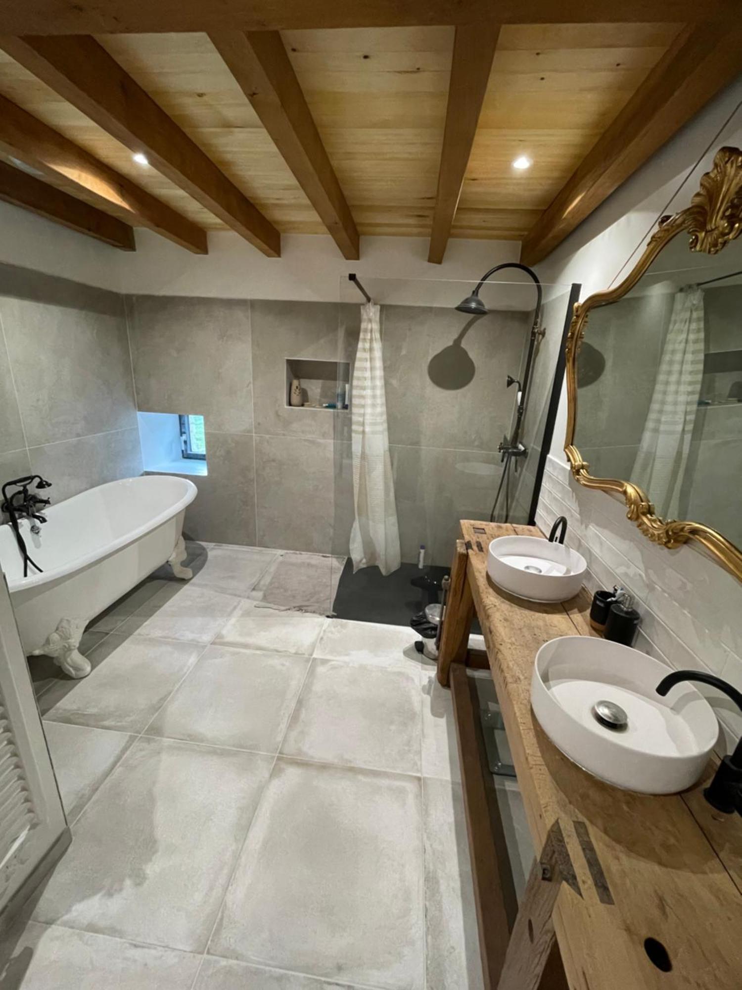 Villa Ancienne Grange Renovee En Xaintrie Hautefage Esterno foto